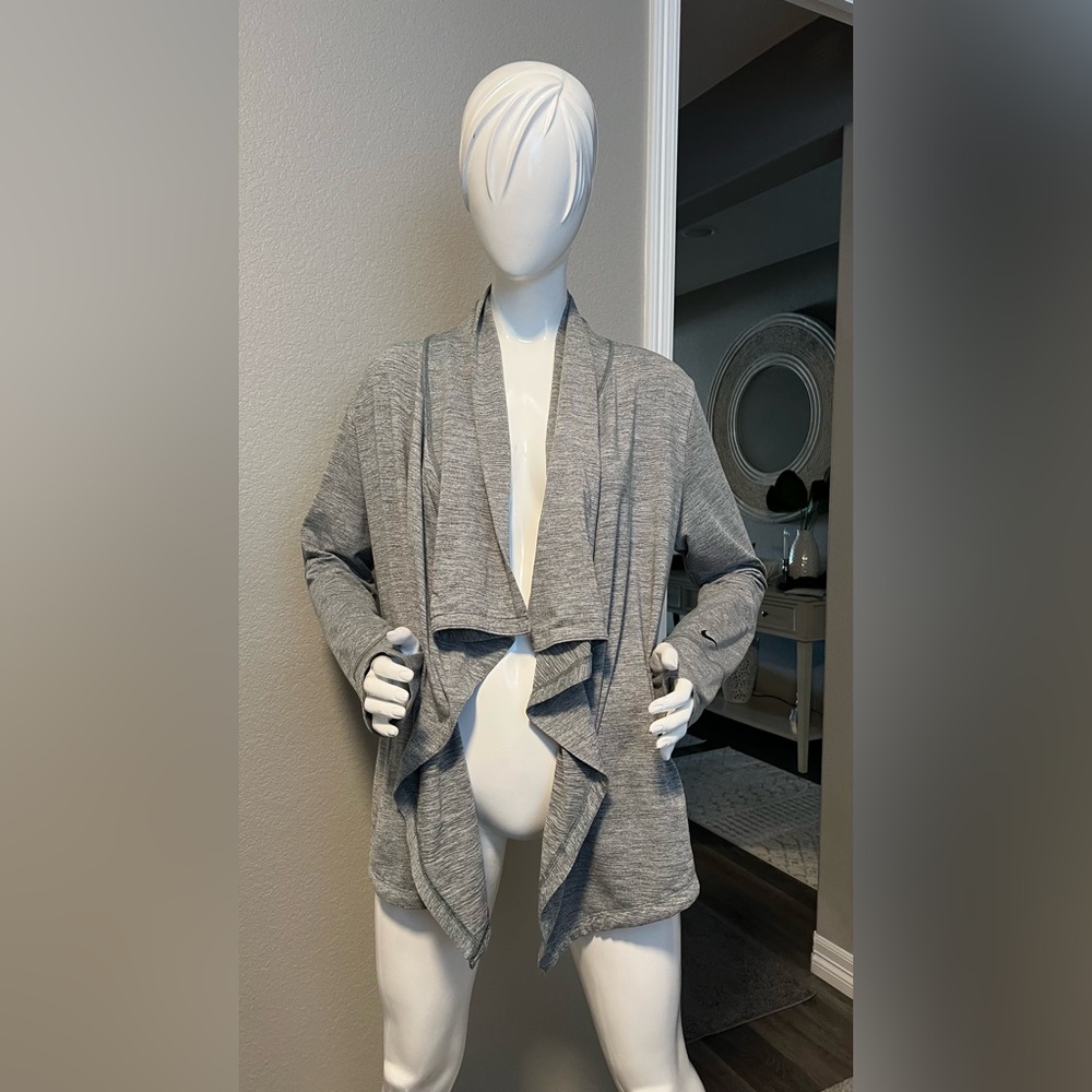 Nike Dri Fit Yoga Draped Cardigan in Heathered Gray size M